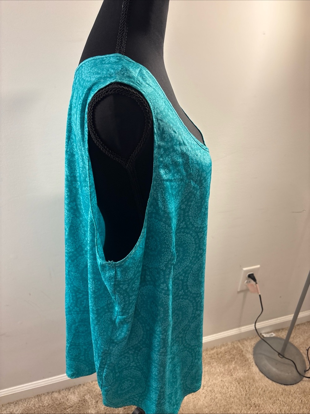 Faded Glory Teal Sleeveless Scoop Neck Tank Top. 645 - Picture 6 of 9